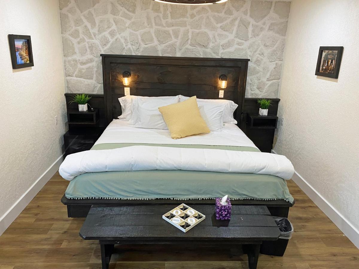 Villa Di Casa - Boutique Hotel Веллингтон Экстерьер фото